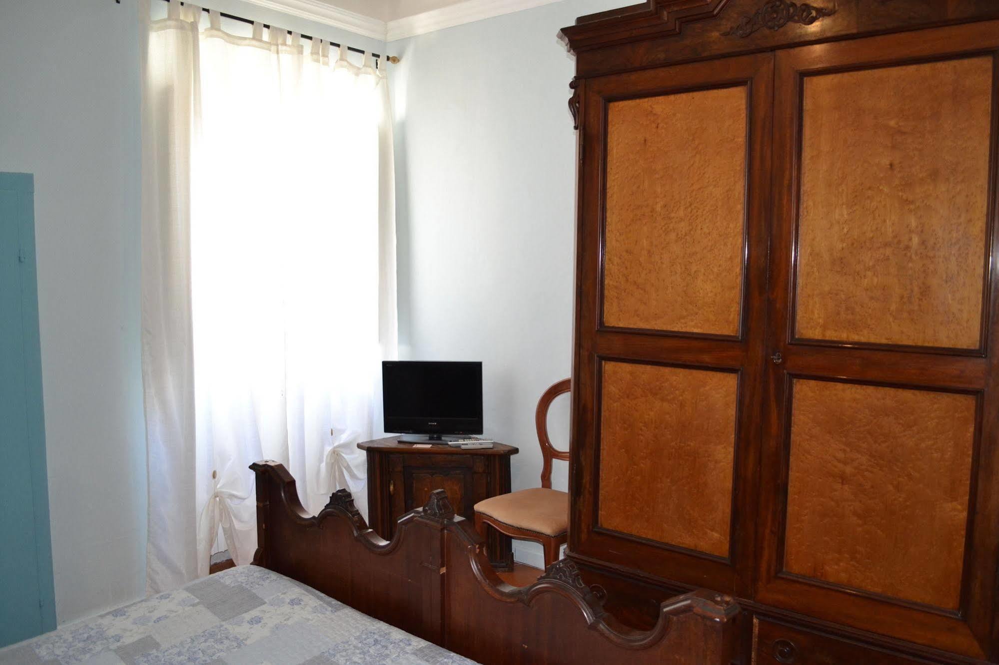 Corte Palazzo Picedi Benettini Сарцана Экстерьер фото